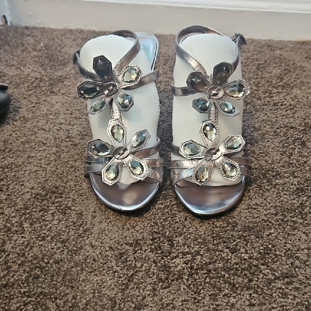 Elegant Cobalt/Nickel Women's Heels